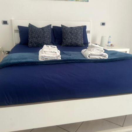 סלרנו Suite 84 Holiday Home מראה חיצוני תמונה
