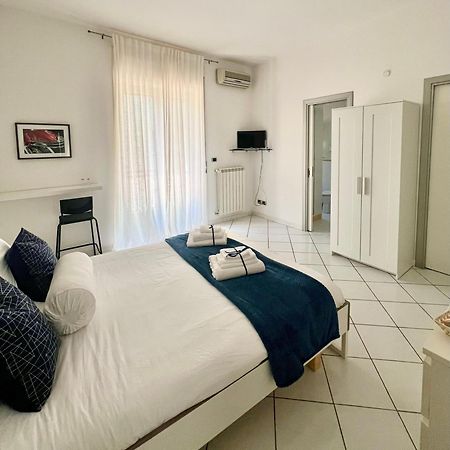 סלרנו Suite 84 Holiday Home מראה חיצוני תמונה