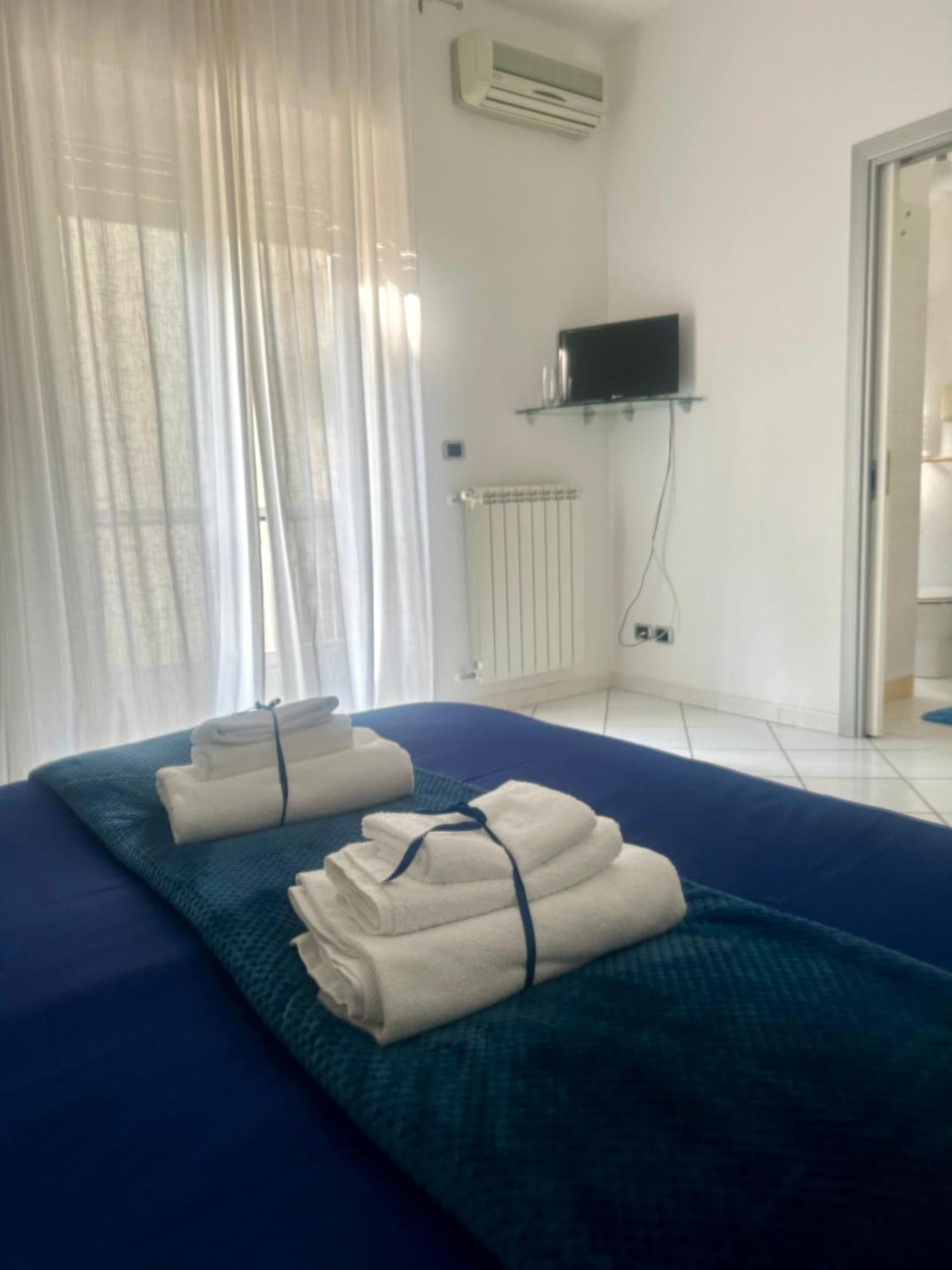 סלרנו Suite 84 Holiday Home מראה חיצוני תמונה