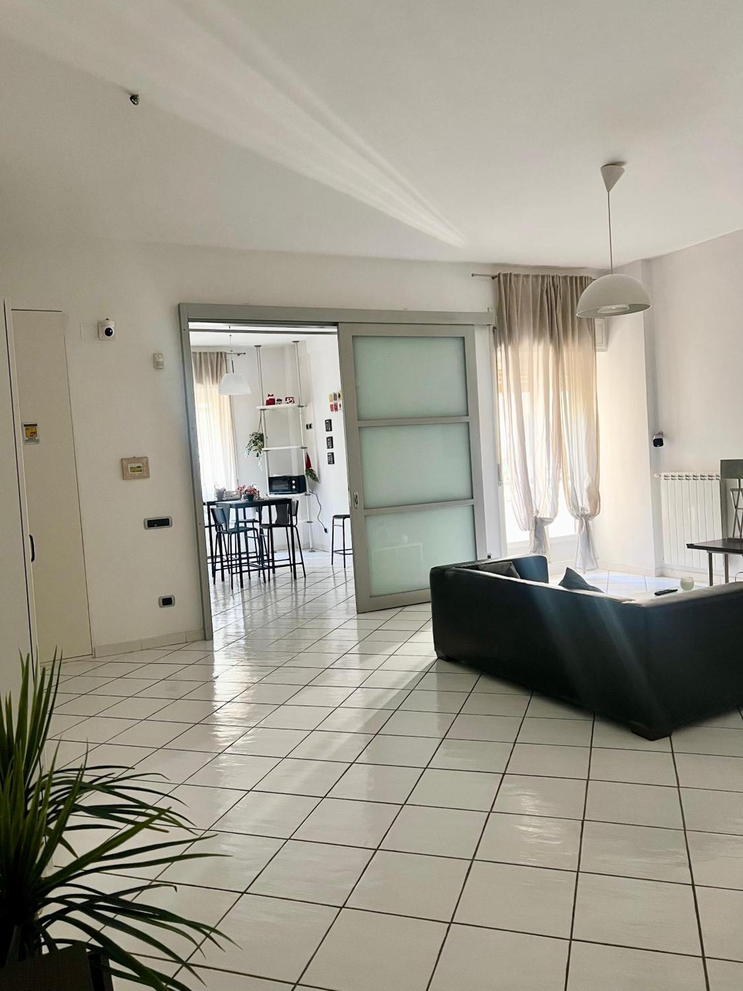 סלרנו Suite 84 Holiday Home מראה חיצוני תמונה
