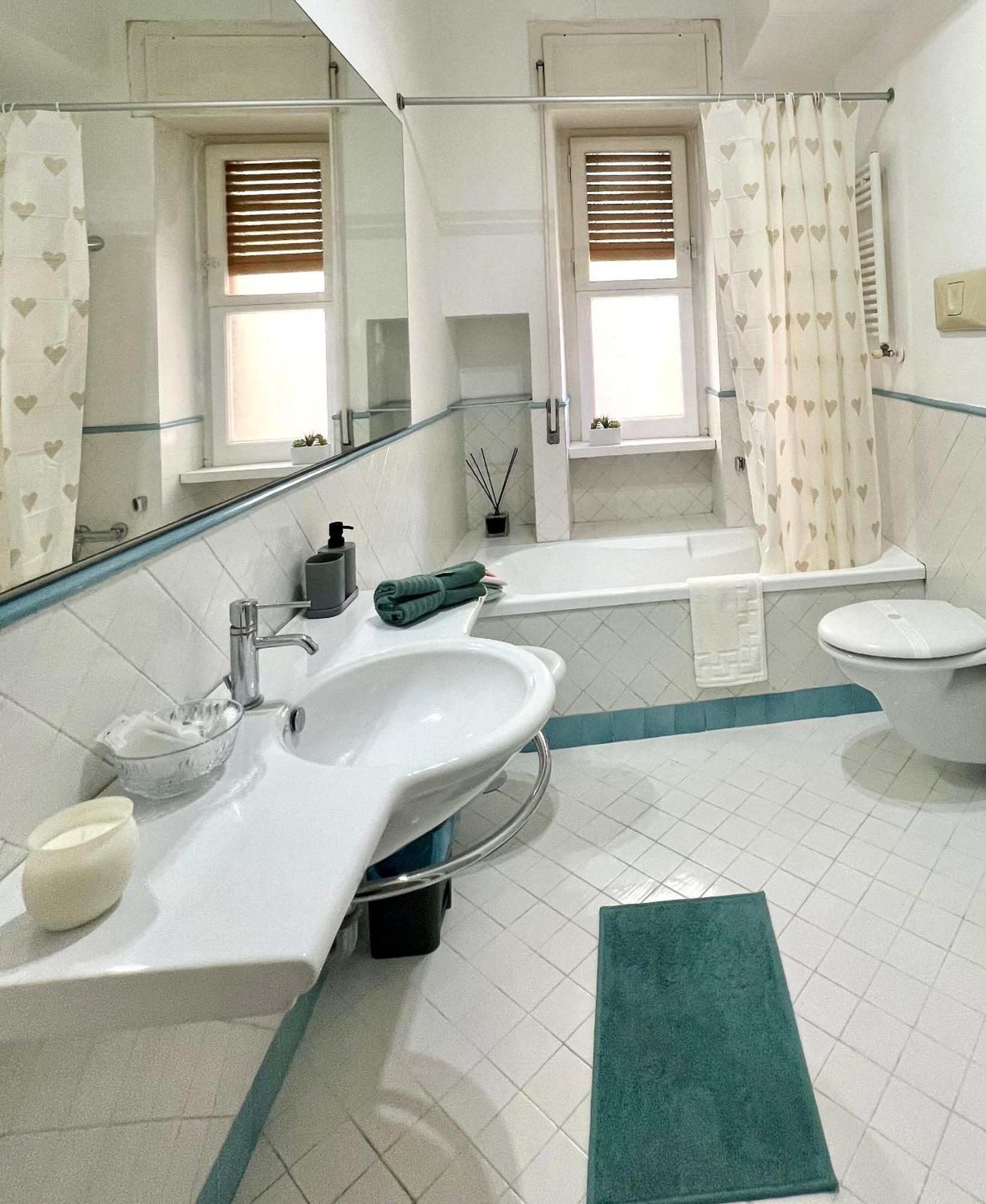 סלרנו Suite 84 Holiday Home מראה חיצוני תמונה